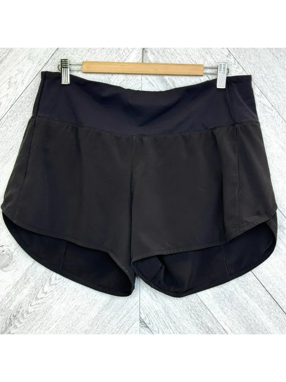 Lululemon Speed Up High Rise Lined Shorts Womens Size 12 Black 4